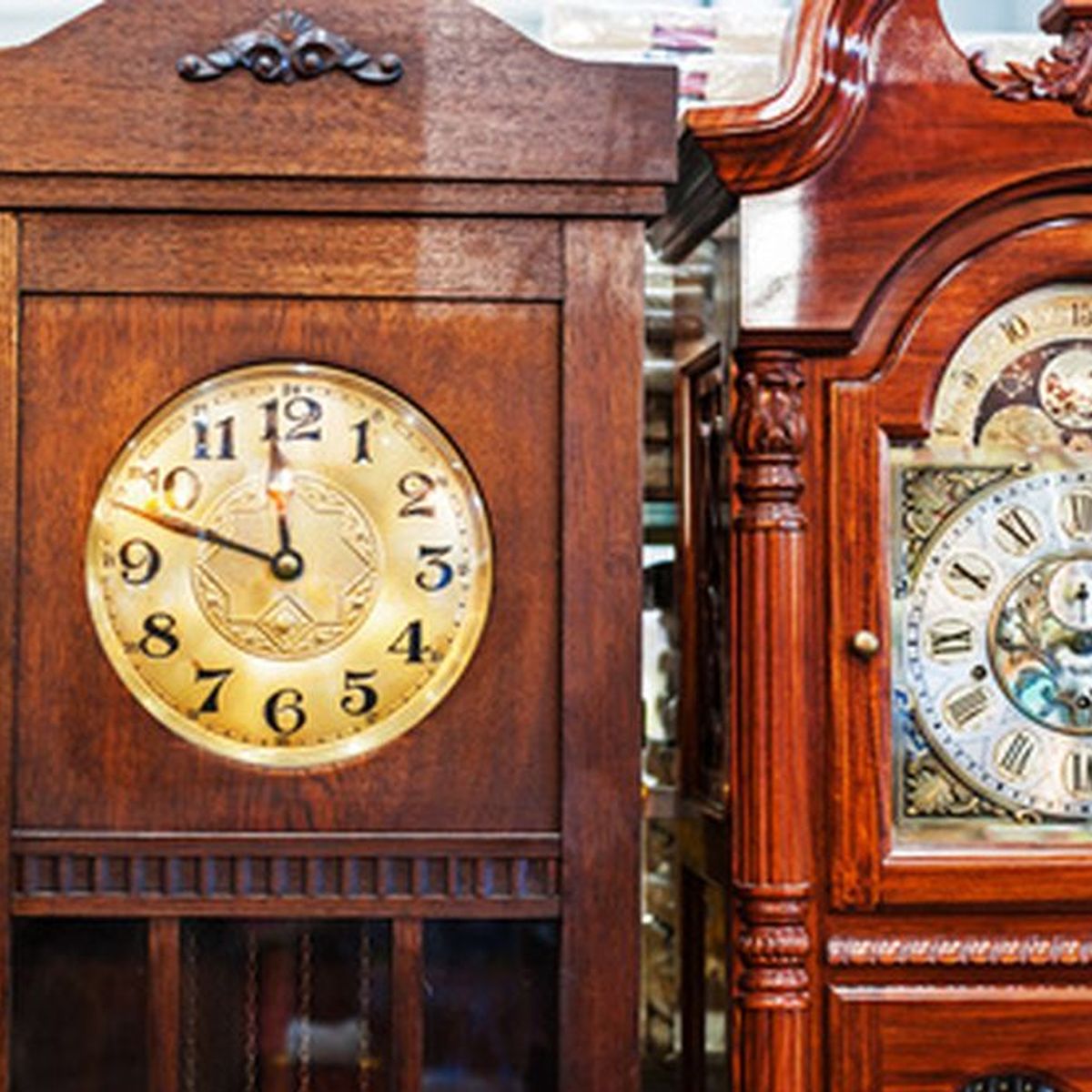 Colonial Grandfather Clocks are the Best Addition For a Vintage Interior