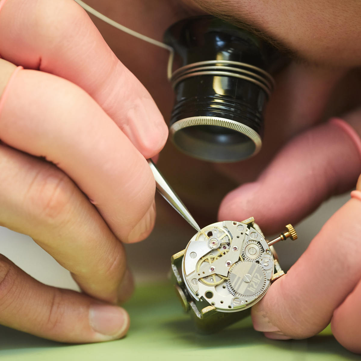 Specialized Watch Repair for All of Rhode Island